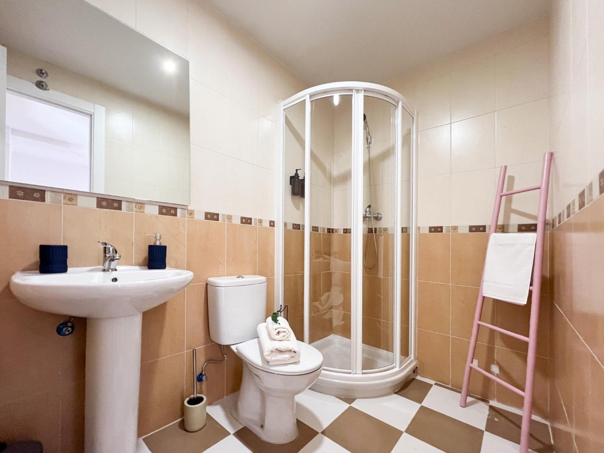 Fuensalidahomes 001 Luaran gambar