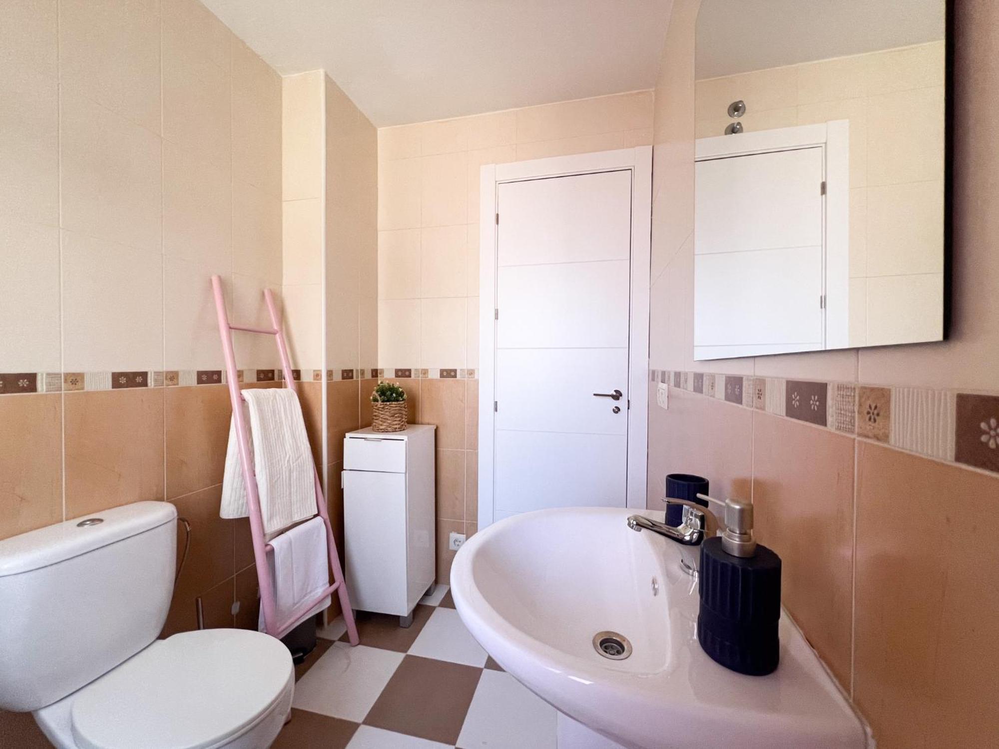 Fuensalidahomes 001 Luaran gambar